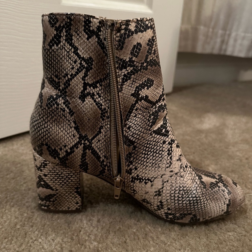 Brown Snake Skin Mini Heeled Booties 7.5  - Bundle and Save! - Picture 5 of 8